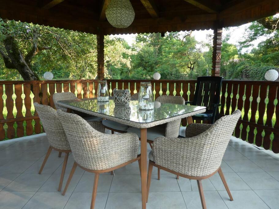 Horace Guesthouse Pool & Hot Tub & Bikes & River Dejani Luaran gambar