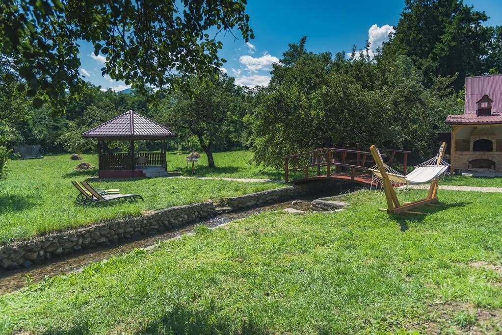 Horace Guesthouse Pool & Hot Tub & Bikes & River Dejani Luaran gambar