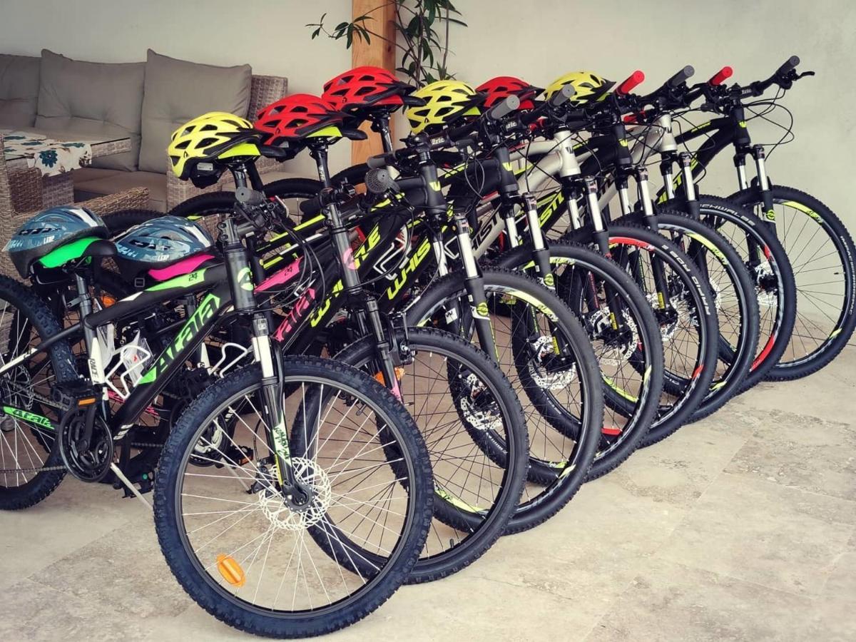 Horace Guesthouse Pool & Hot Tub & Bikes & River Dejani Luaran gambar