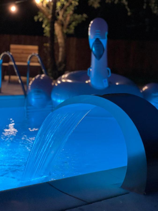 Horace Guesthouse Pool & Hot Tub & Bikes & River Dejani Luaran gambar
