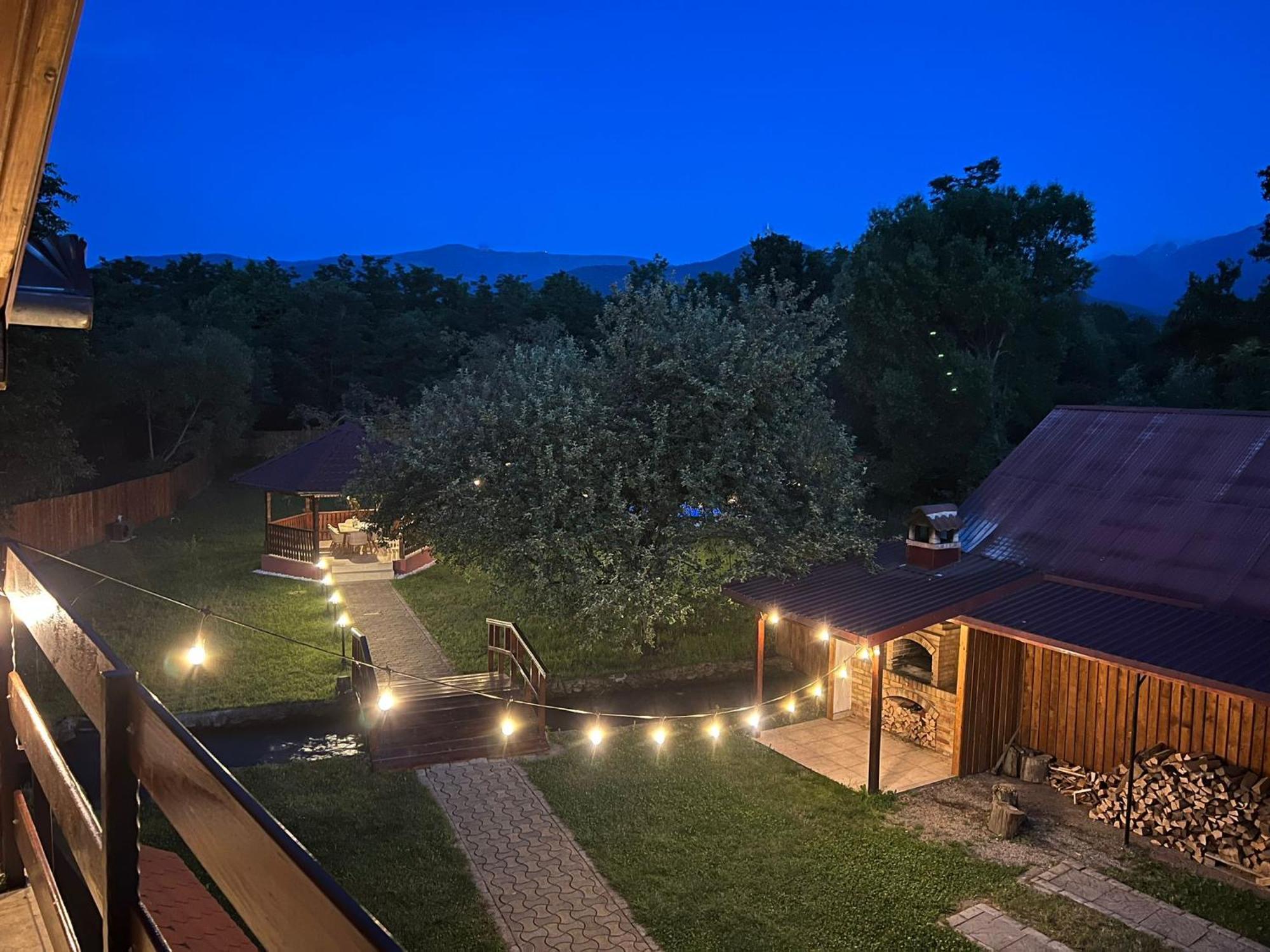 Horace Guesthouse Pool & Hot Tub & Bikes & River Dejani Luaran gambar
